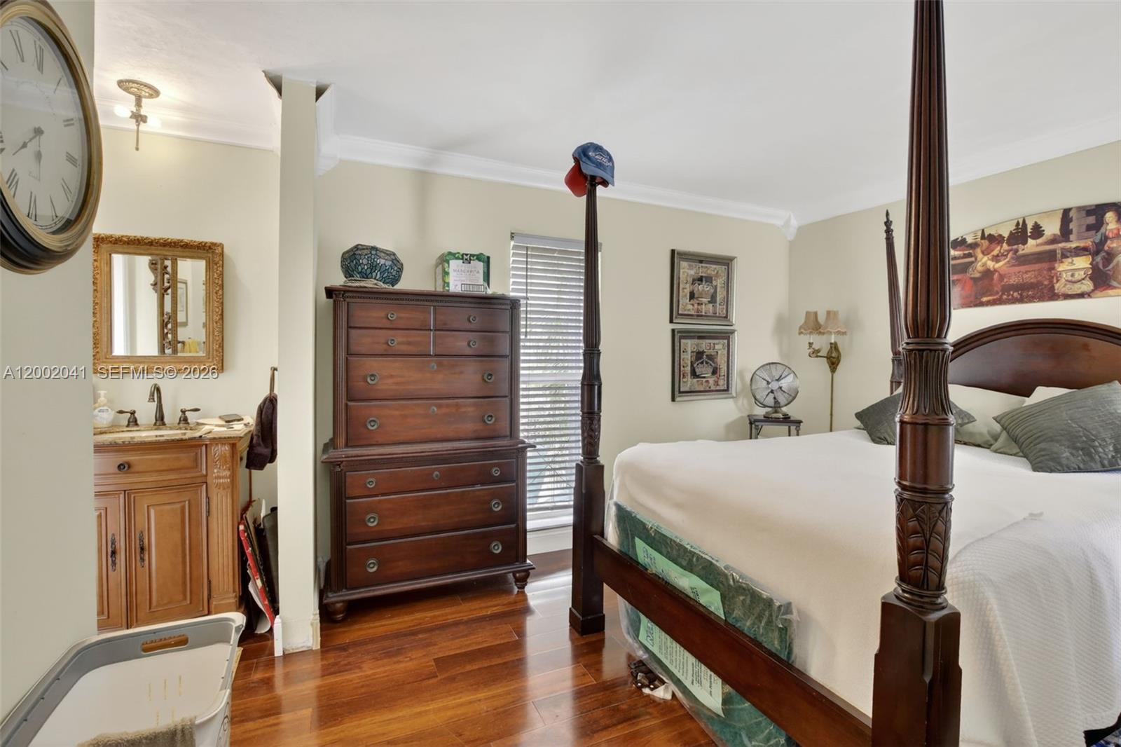 EMBARCADERO CONDO - Residential Lease