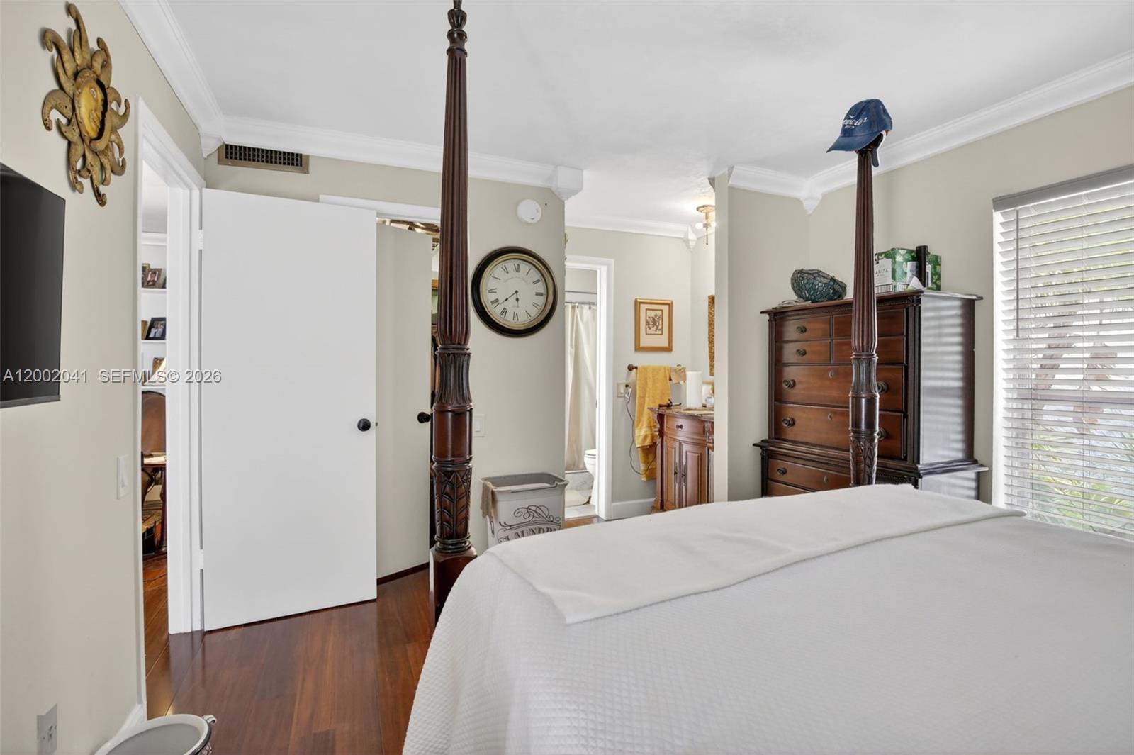 EMBARCADERO CONDO - Residential Lease