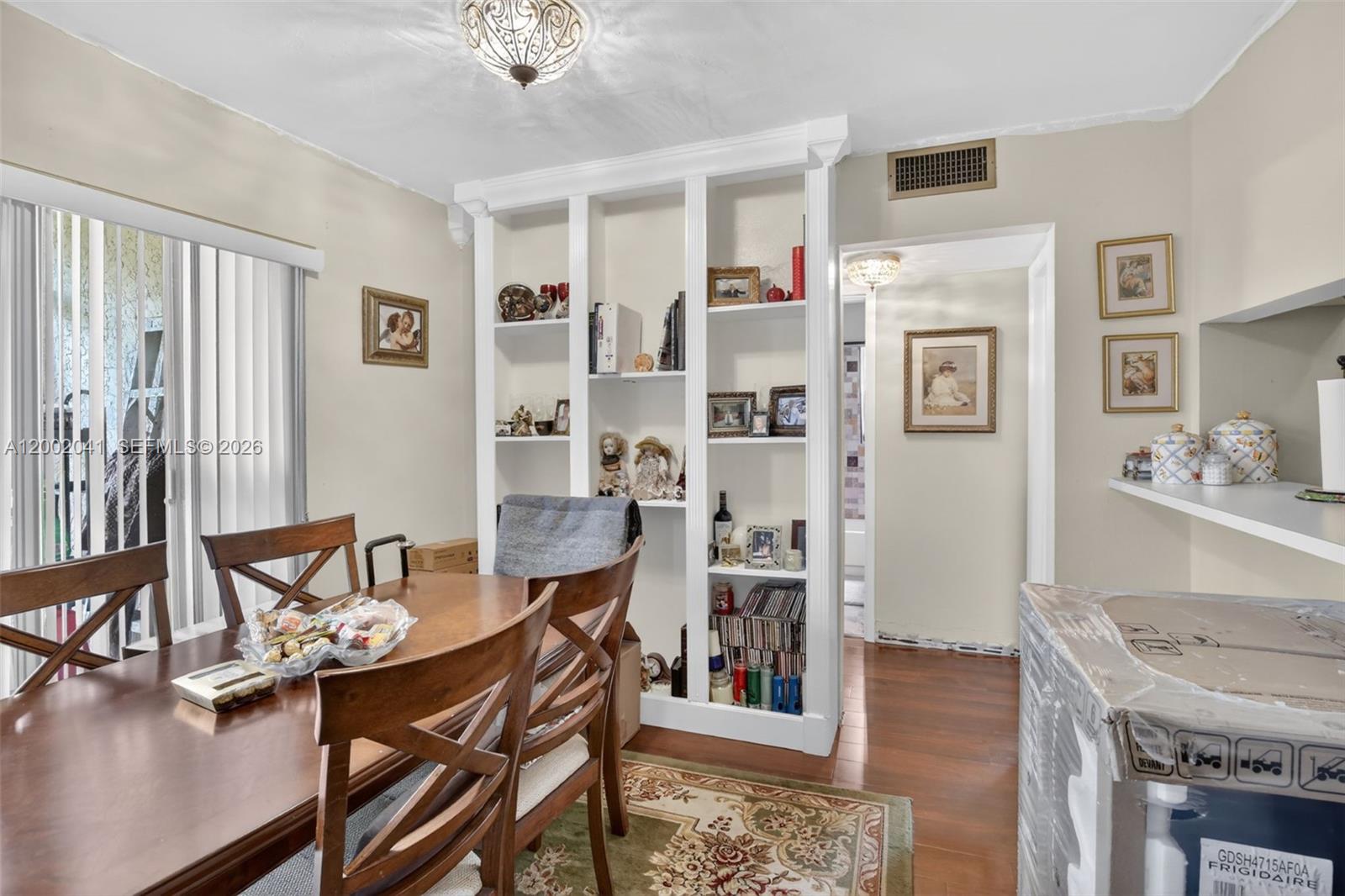 EMBARCADERO CONDO - Residential Lease