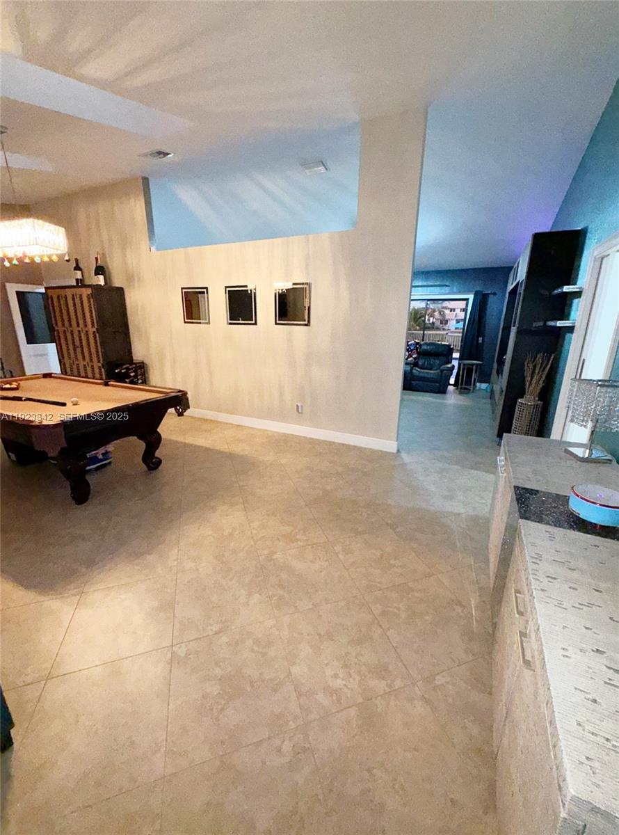 HAWKES BLUFF - Residential