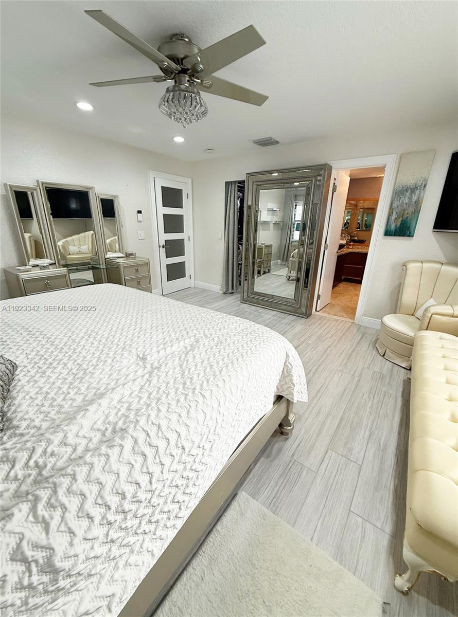 HAWKES BLUFF - Residential