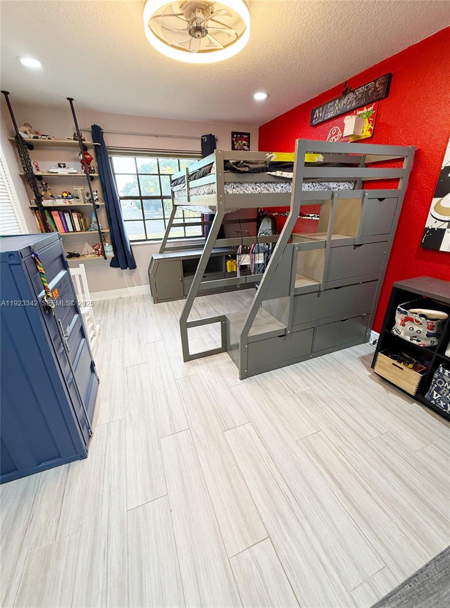 HAWKES BLUFF - Residential