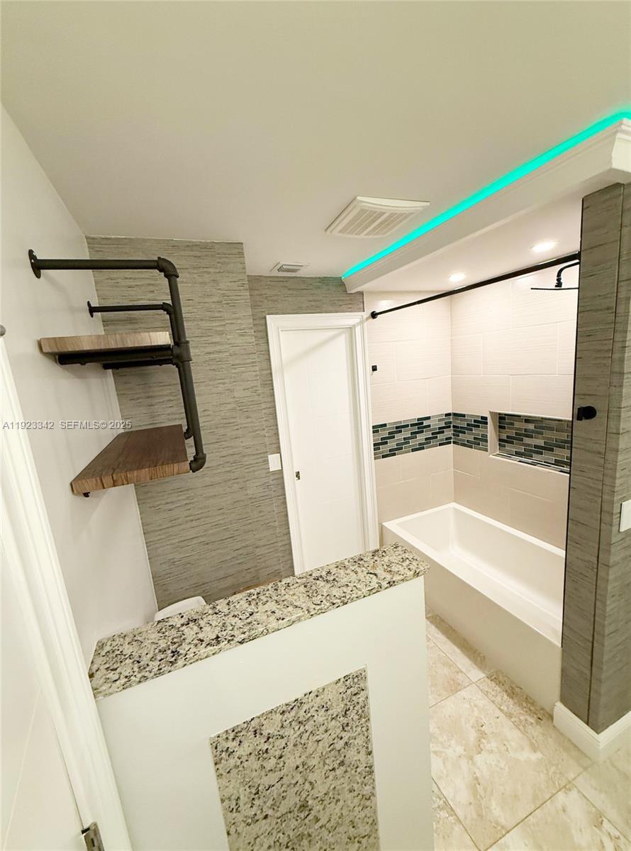 HAWKES BLUFF - Residential