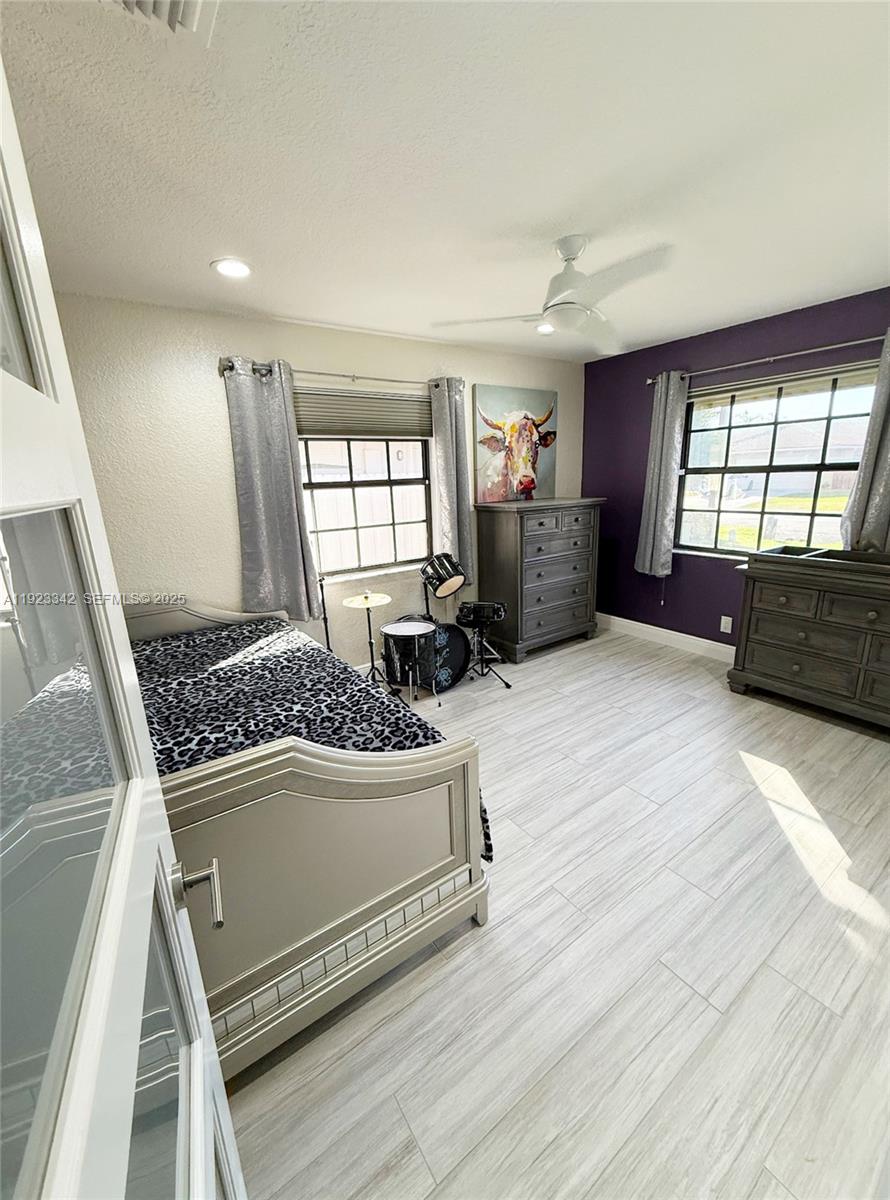 HAWKES BLUFF - Residential