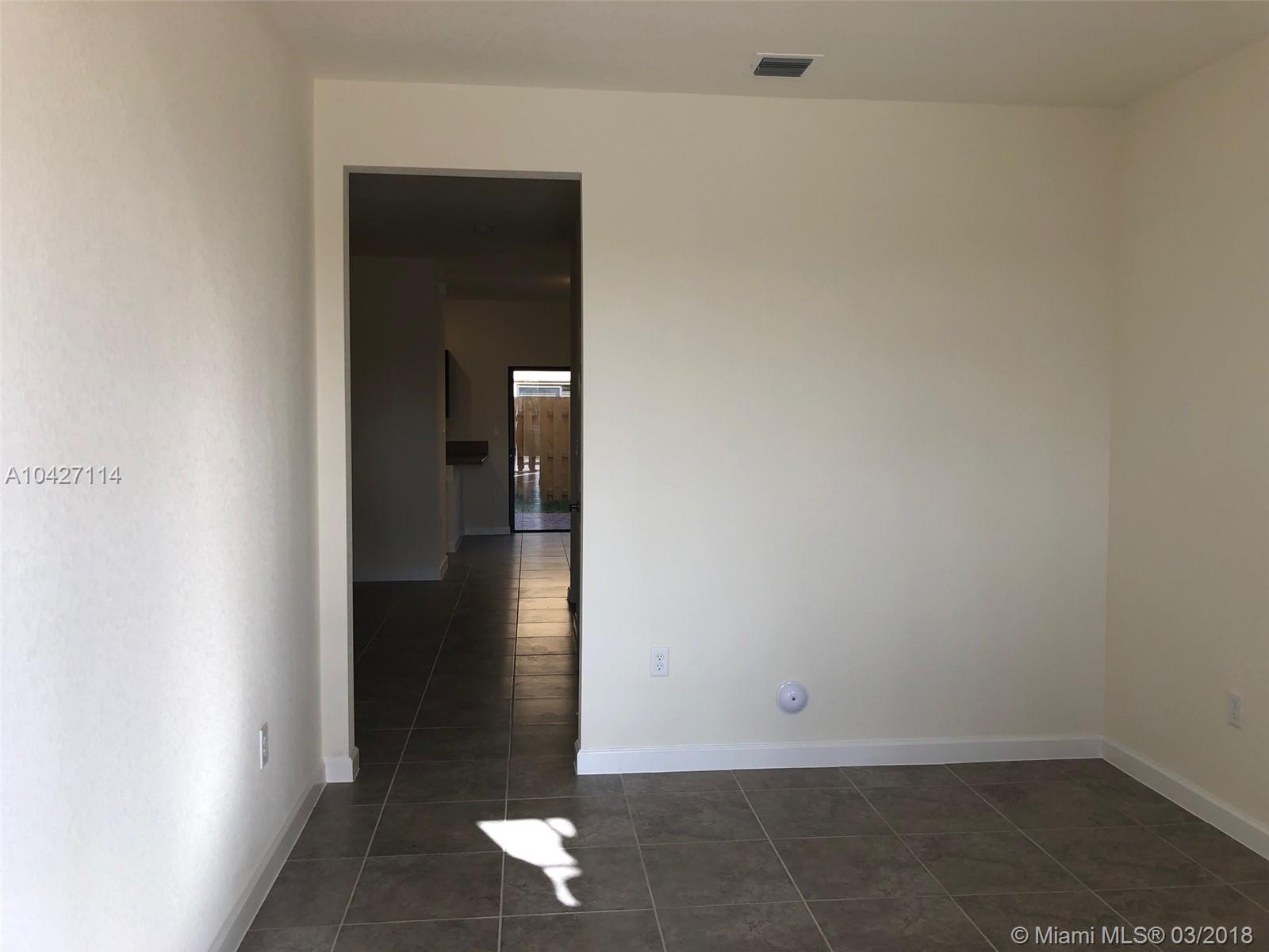 BAYWINDS OF DOMINICA AND - Residential Lease