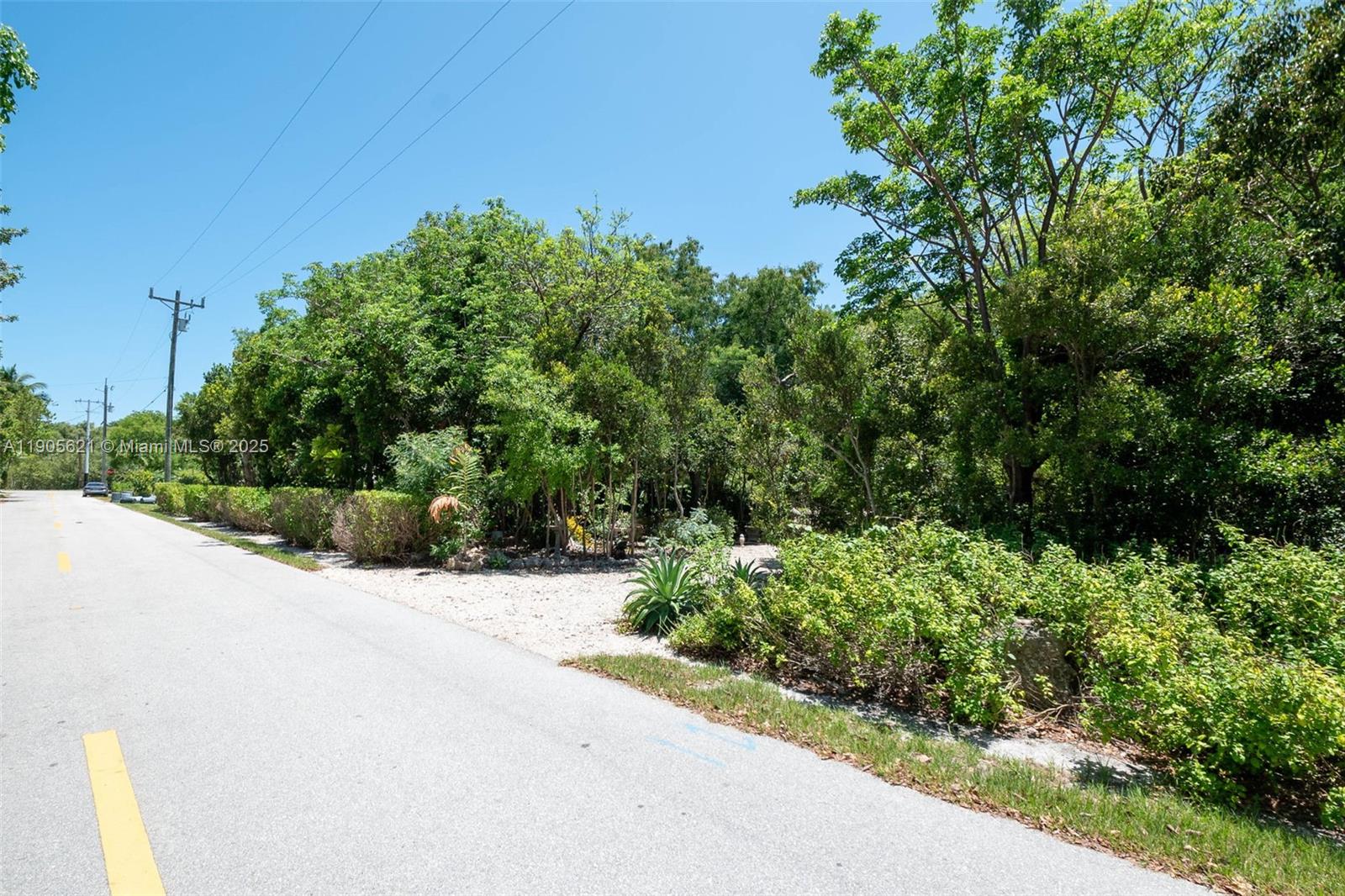 SEASIDE RESUBD - Land