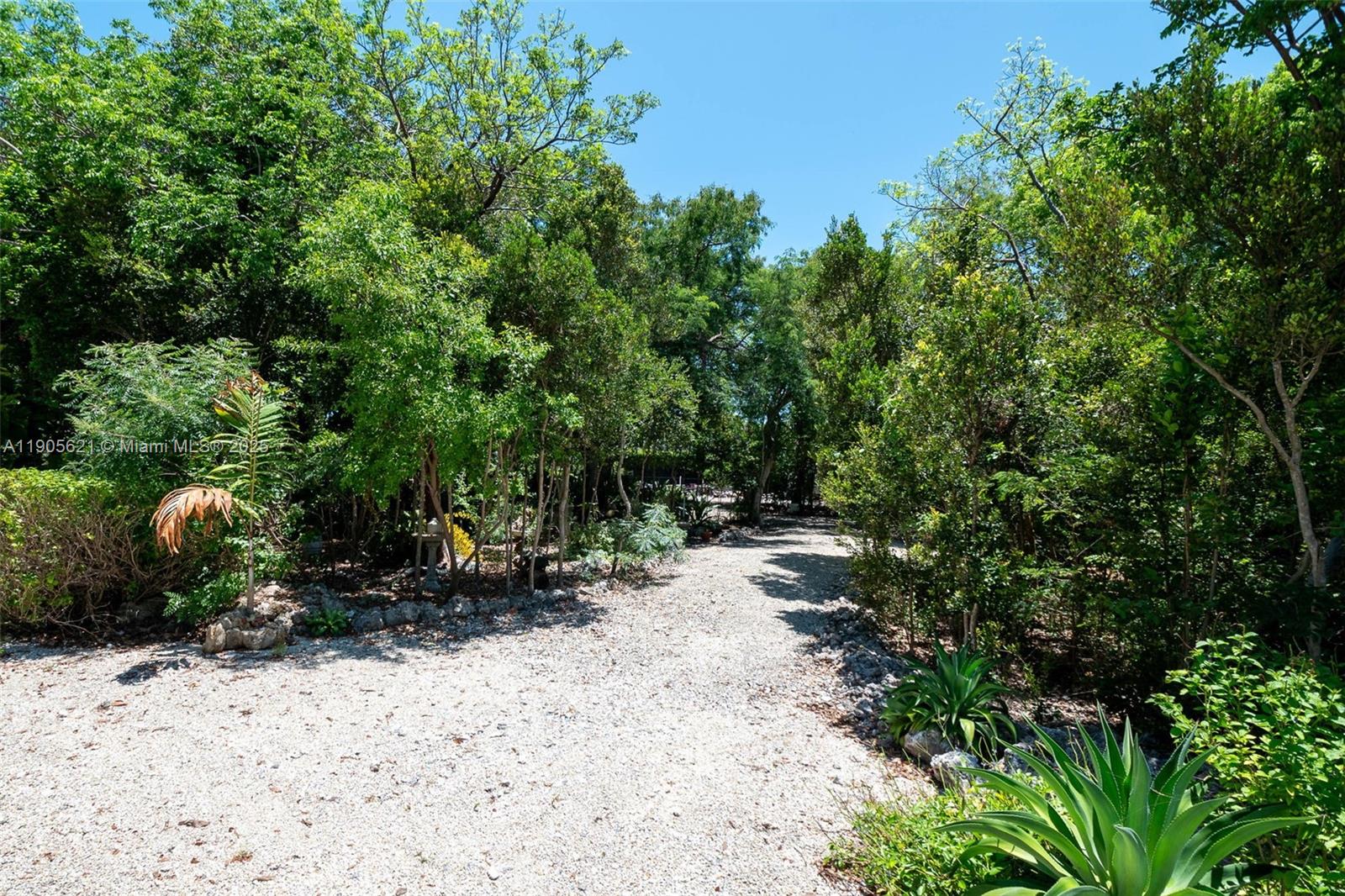 SEASIDE RESUBD - Land