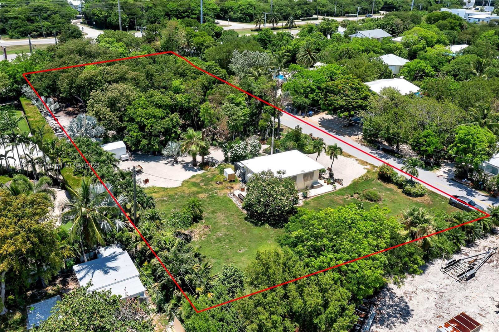 SEASIDE RESUBD - Land