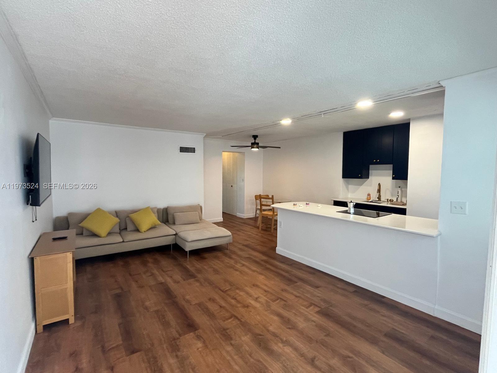 JEFFERSONIAN CONDO - Residential Lease