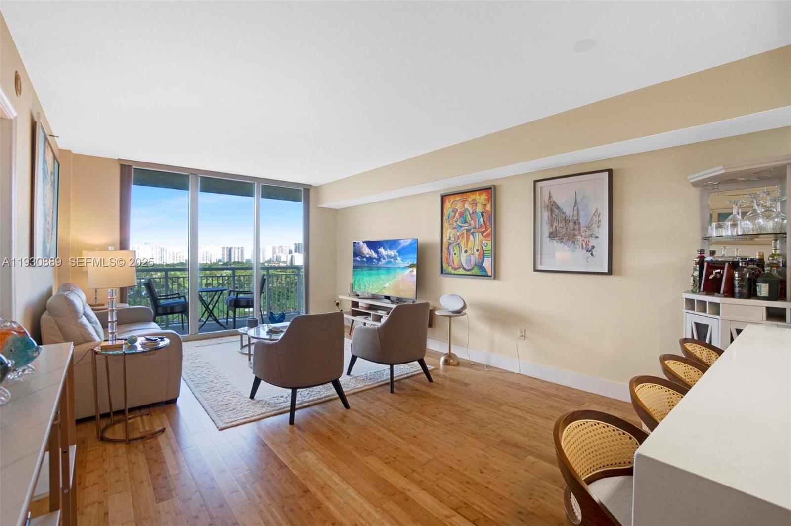 TURNBERRY ON THE GREEN CO - Residential