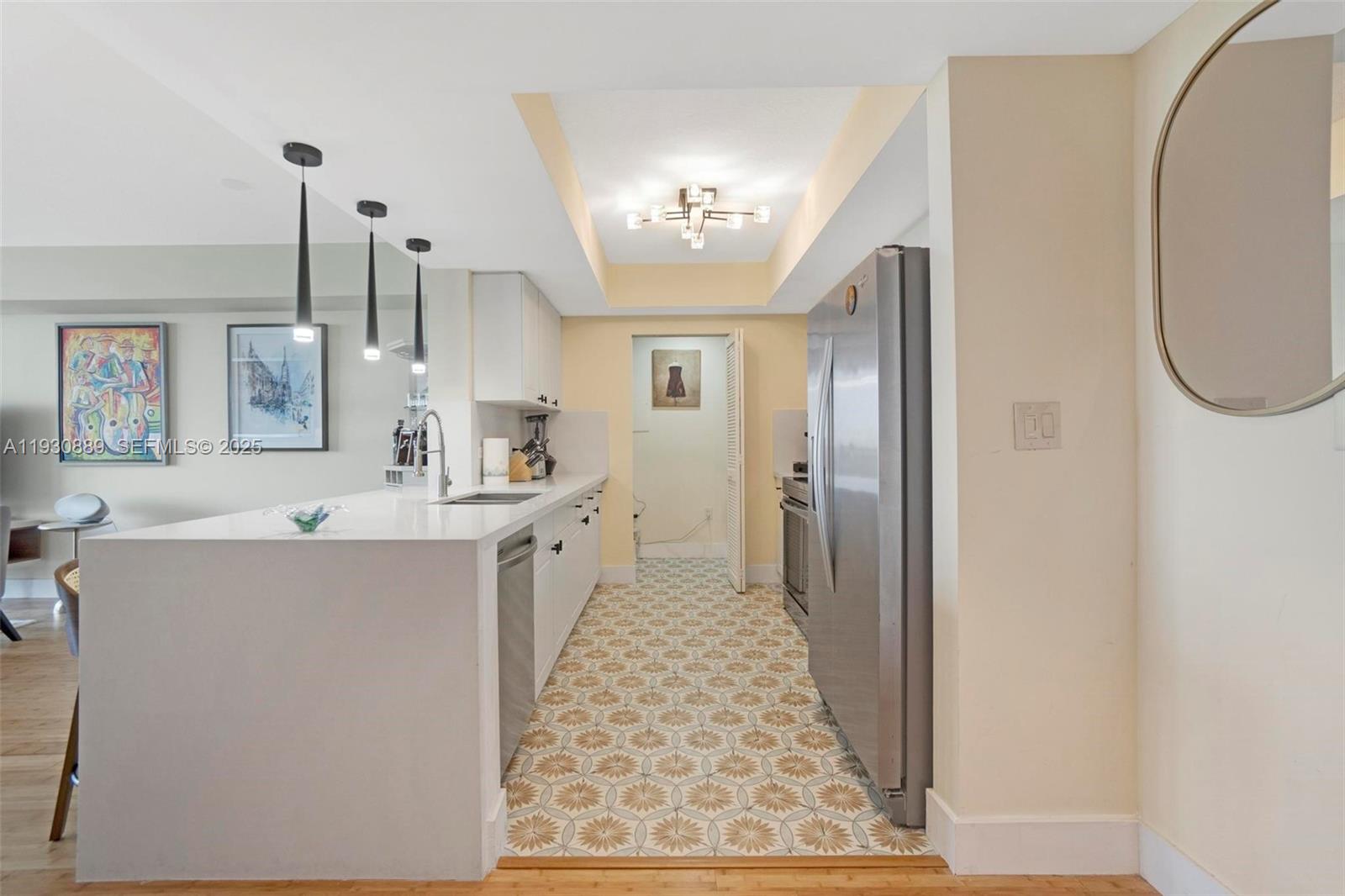 TURNBERRY ON THE GREEN CO - Residential