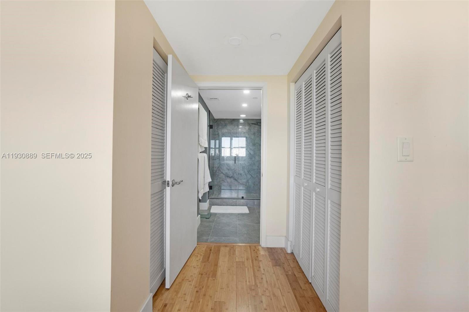 TURNBERRY ON THE GREEN CO - Residential