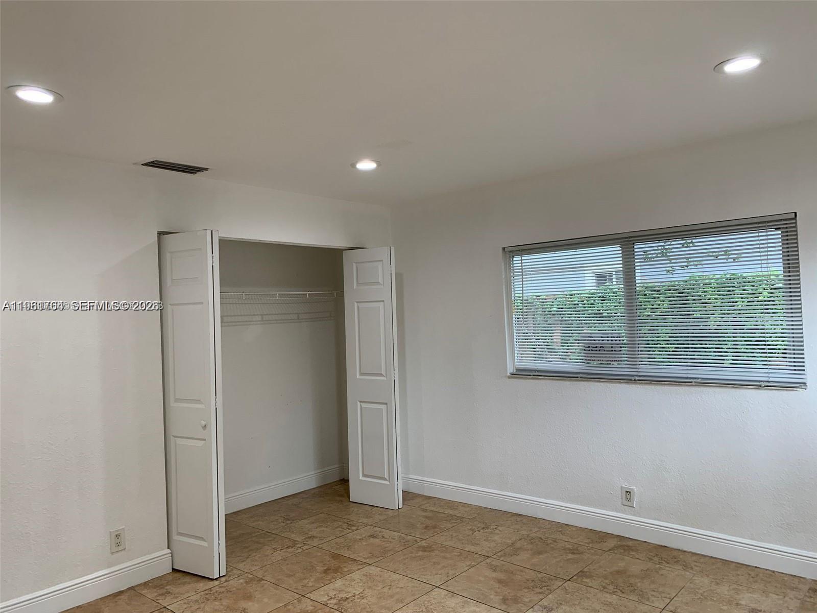 CORAL SPRINGS VILLAGE GRE - Residential Income