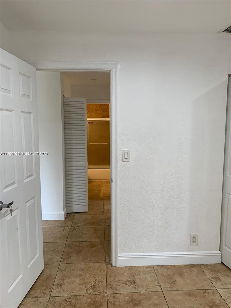 CORAL SPRINGS VILLAGE GRE - Residential Income