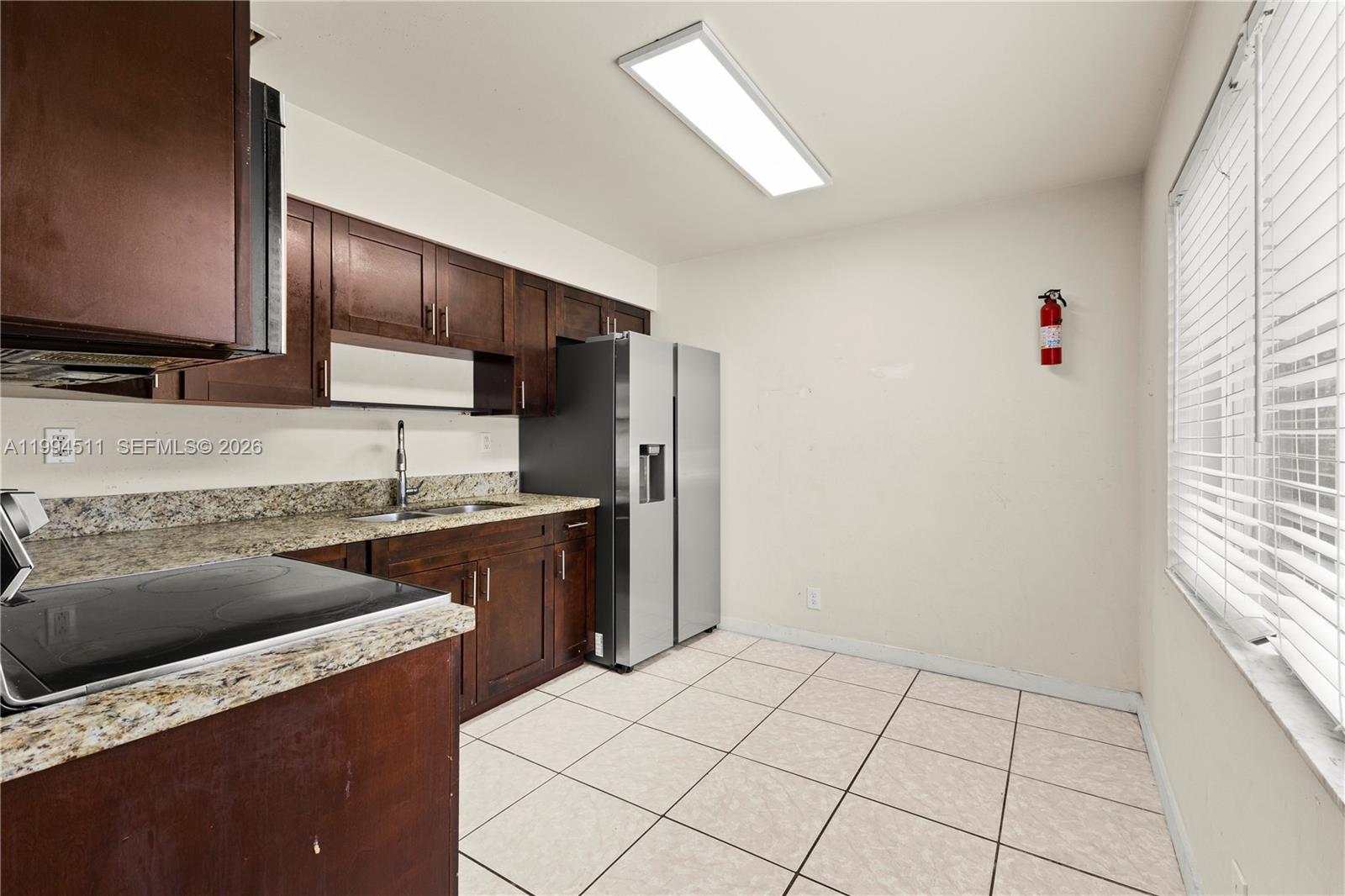 SUN LAND PARK - Residential Lease