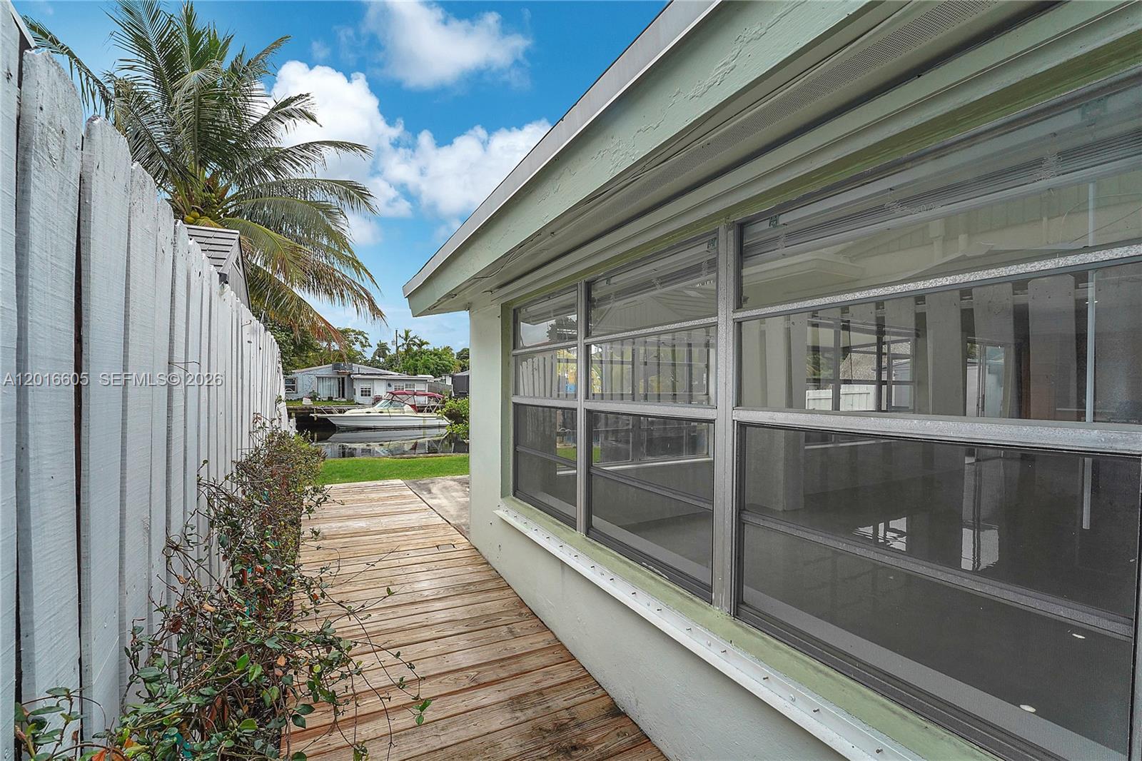 LOOK HOMESITES NO 2 - Residential
