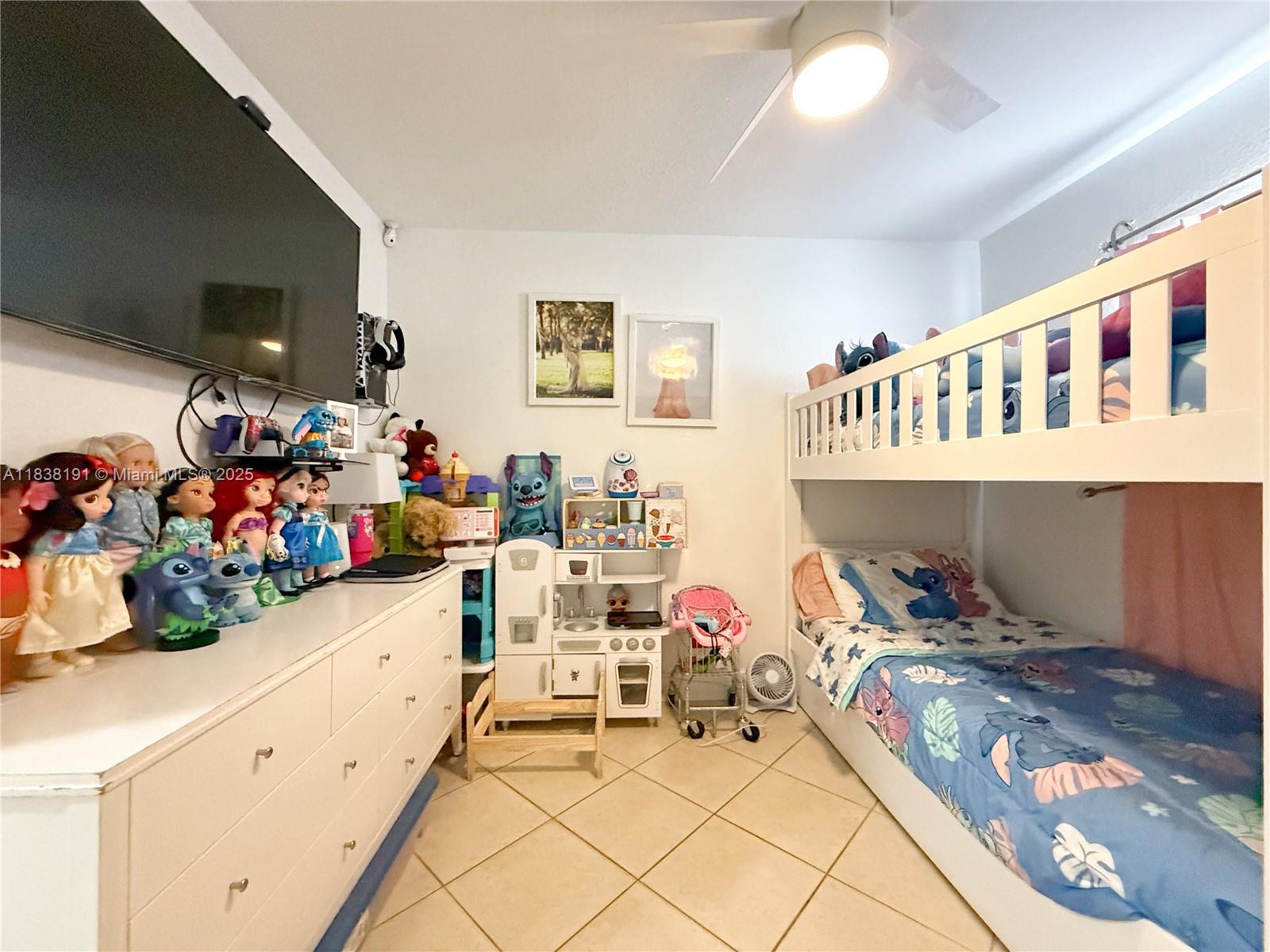 FANTASY HOMES - Residential