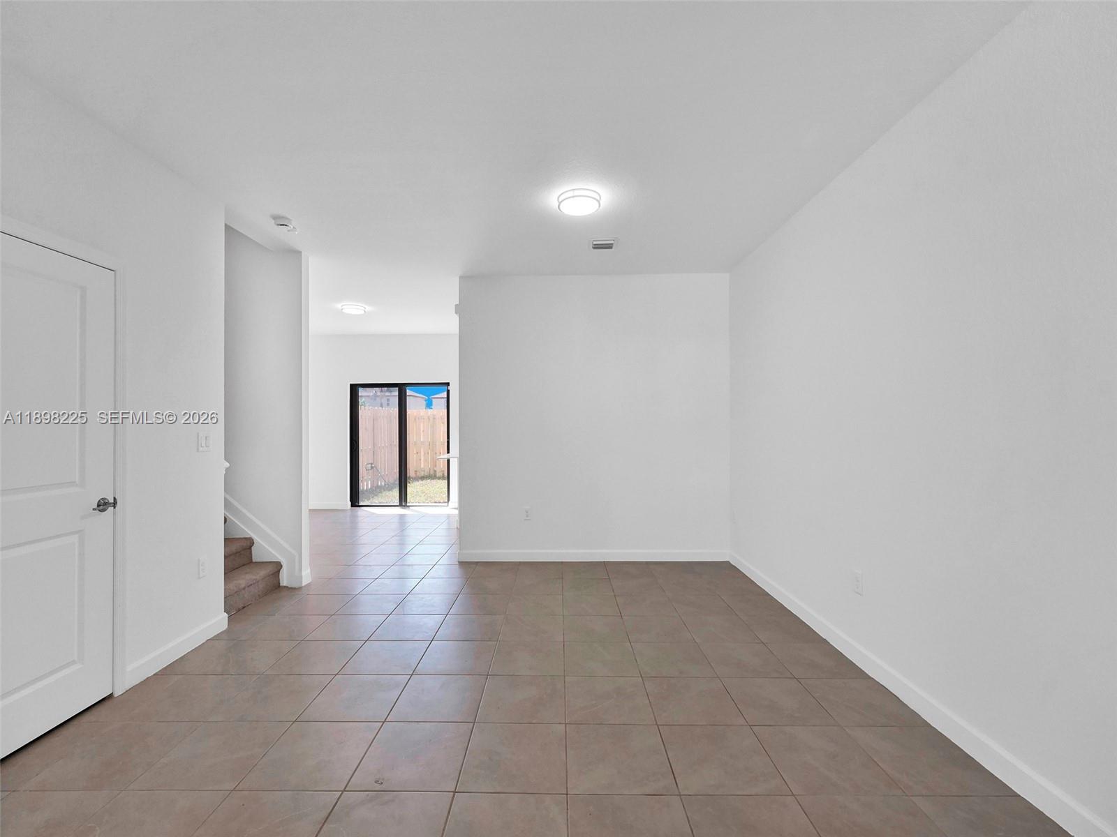 SILVER PALM RESIDENTIAL H - Residential