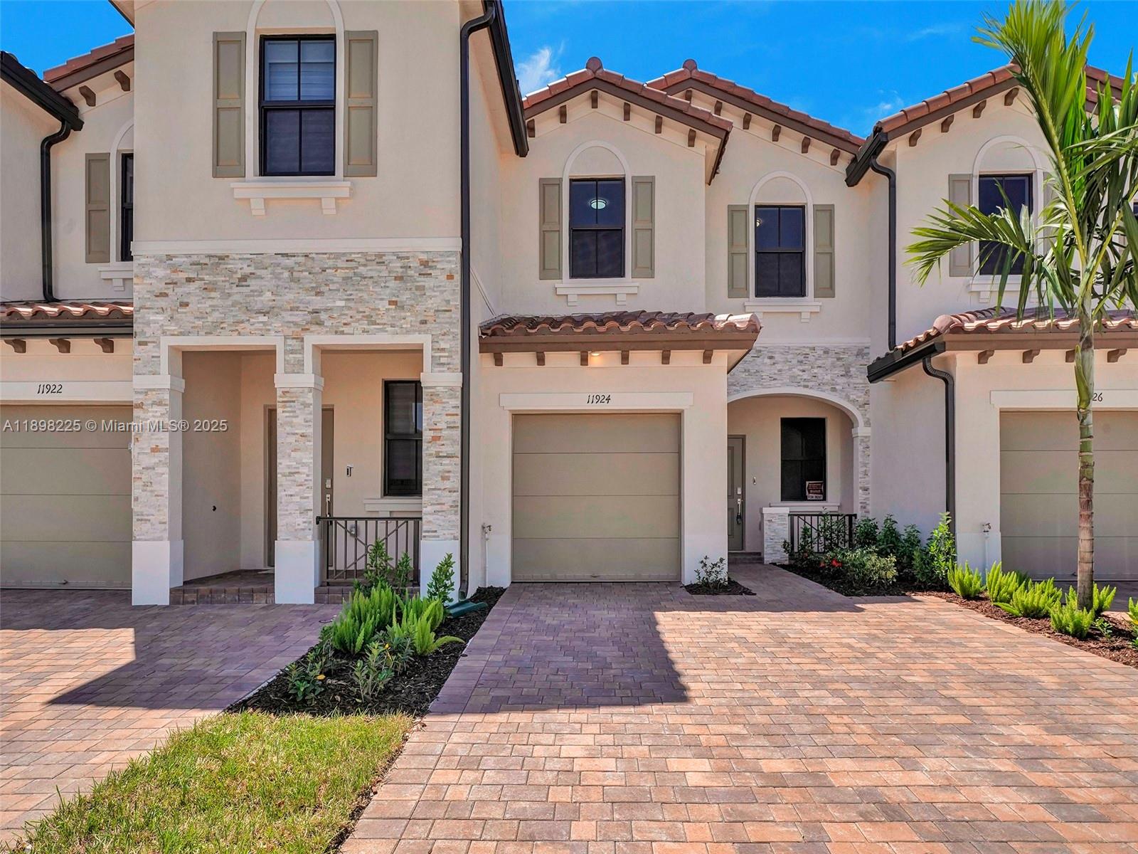 SILVER PALM RESIDENTIAL H - Residential