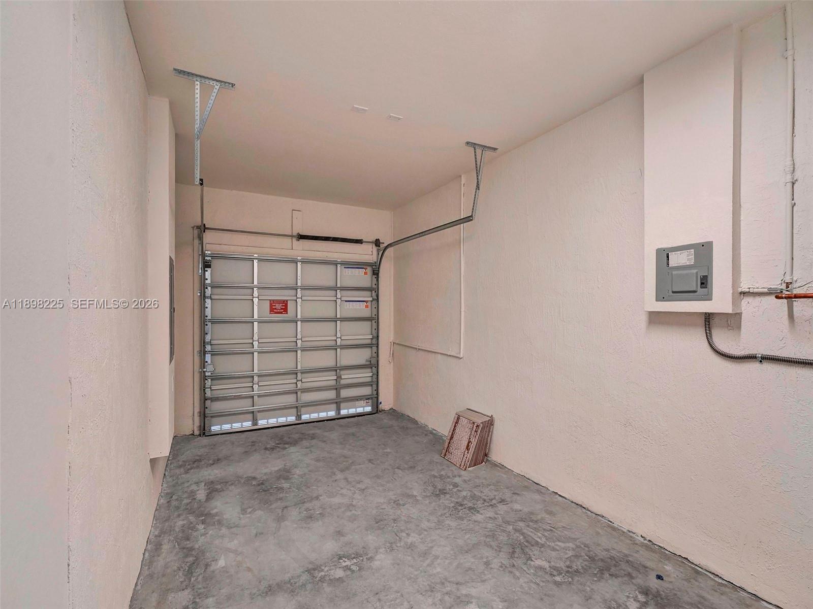 SILVER PALM RESIDENTIAL H - Residential