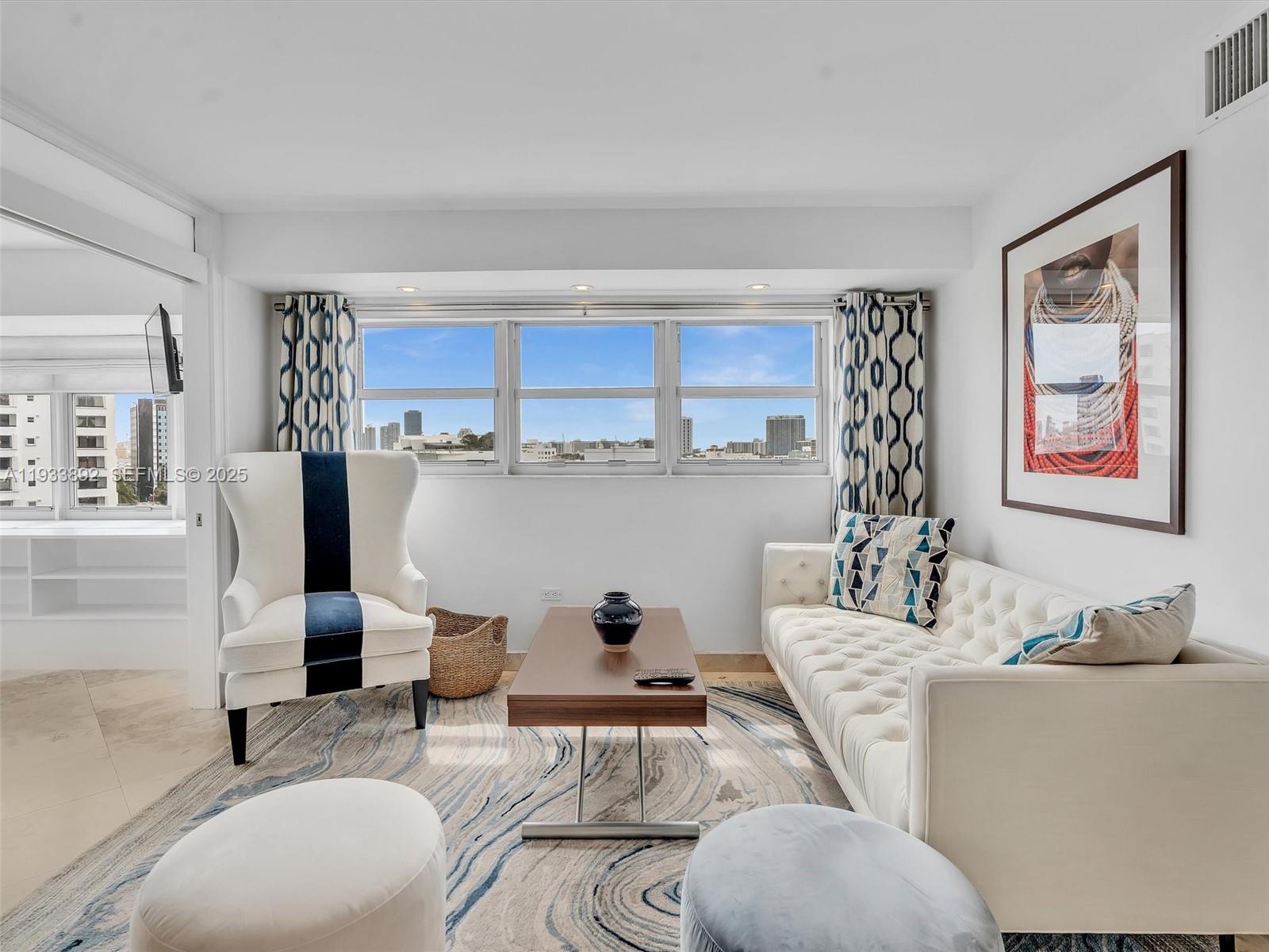 OCTAGON TOWERS I CONDO - Residential