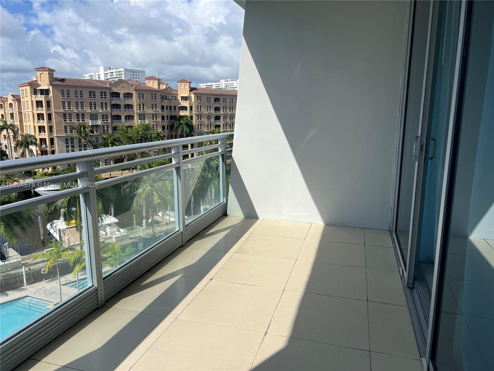 ARTECH RESIDENCES AT AVEN - Residential