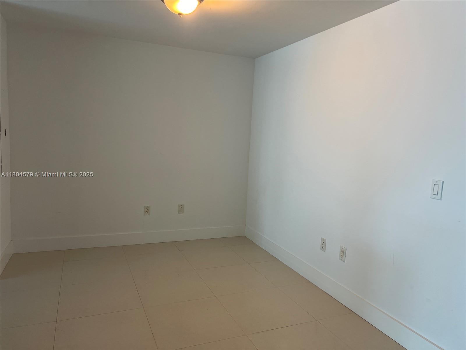 ARTECH RESIDENCES AT AVEN - Residential