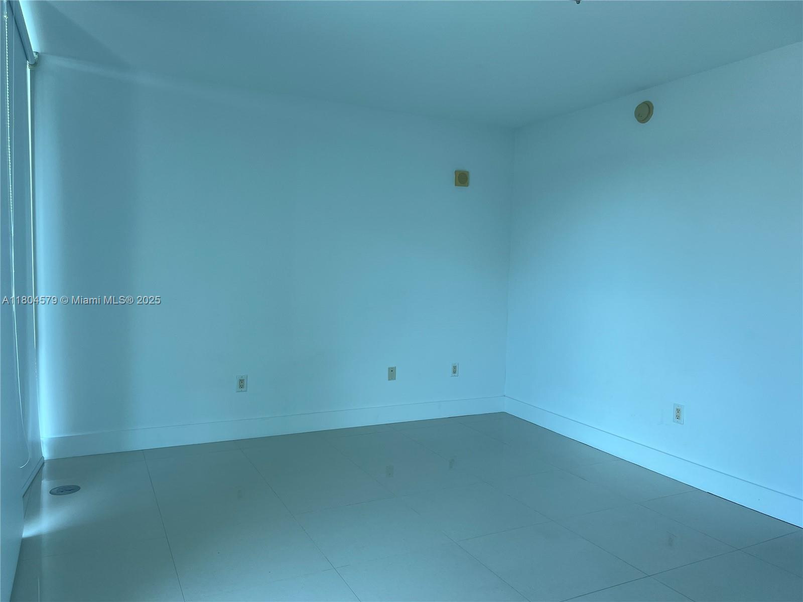 ARTECH RESIDENCES AT AVEN - Residential