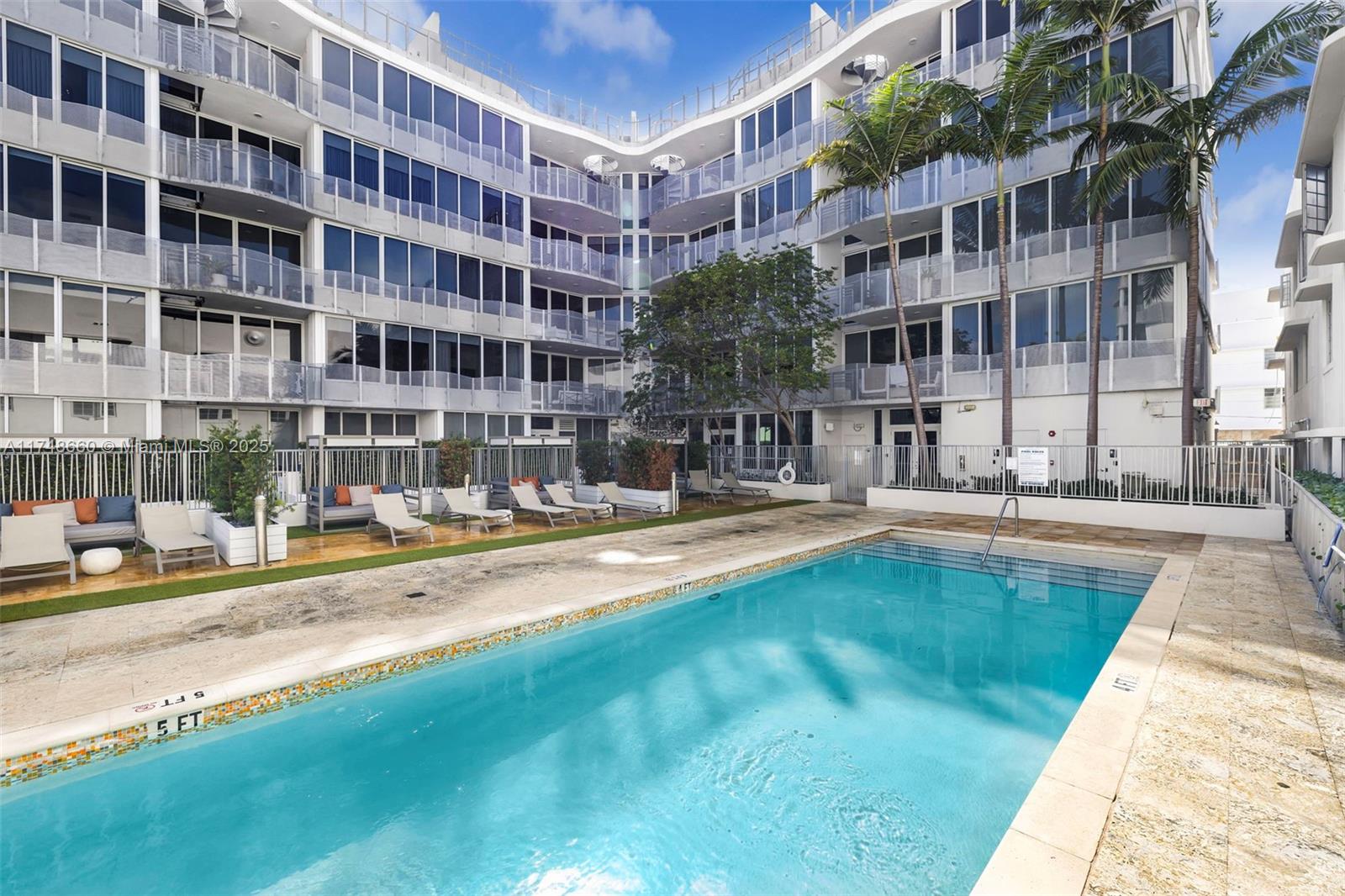 Property for Sale at 435 21st St 316, Miami Beach, Miami-Dade County, Florida - Bedrooms: 1 
Bathrooms: 1  - $359,000