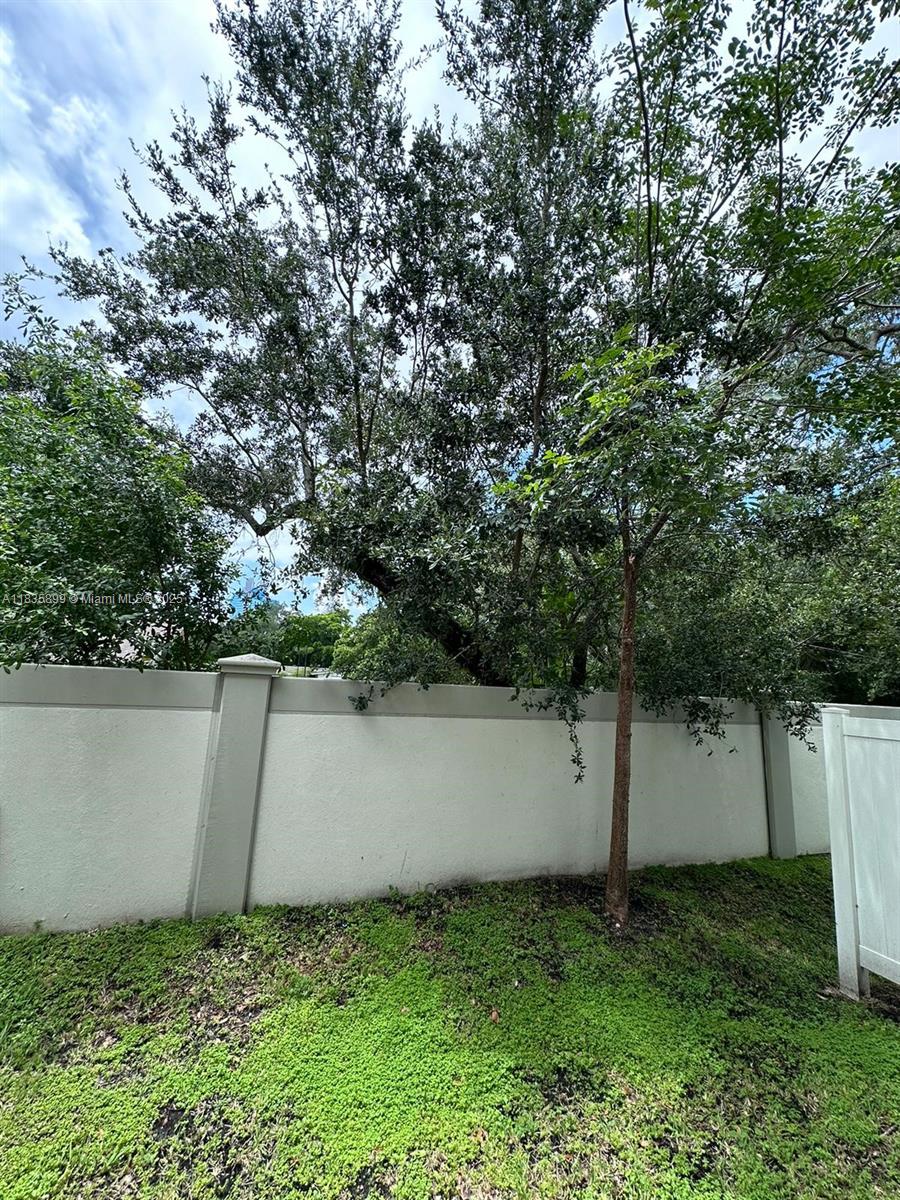 Oaks Place - Residential