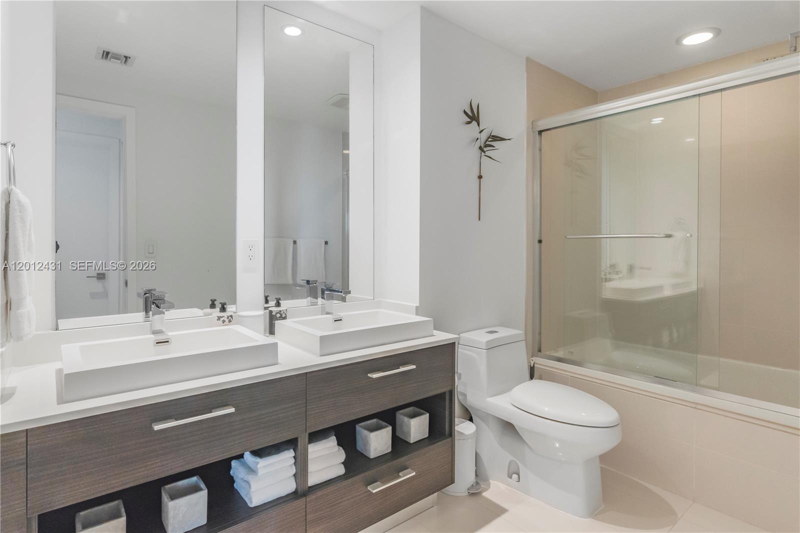 BRICKELL HEIGHTS WEST CON - Residential Lease