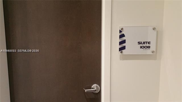 20200 W Dixie Hwy 1008