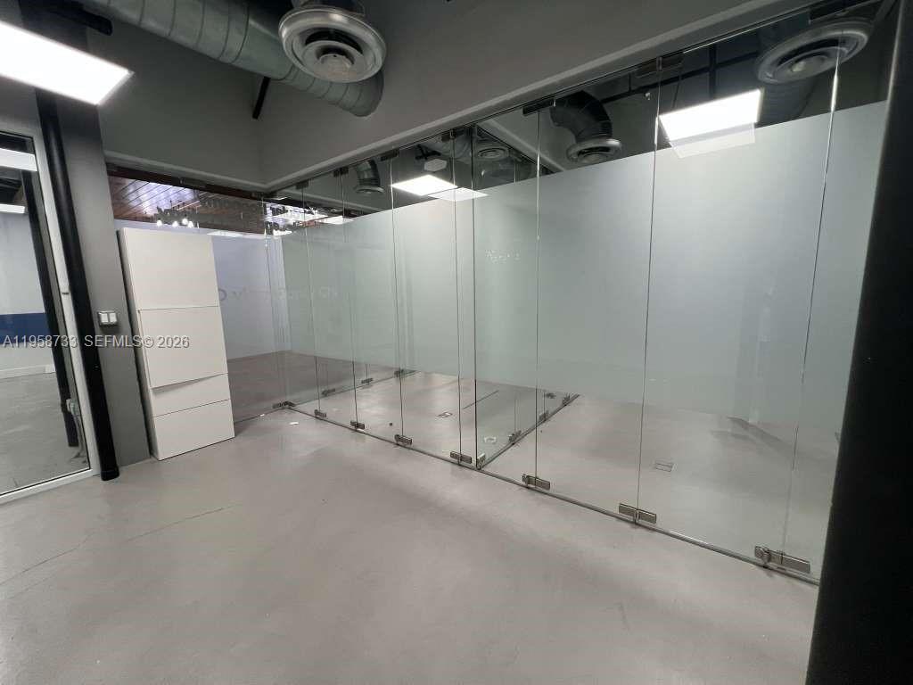 20200 W Dixie Hwy 1008