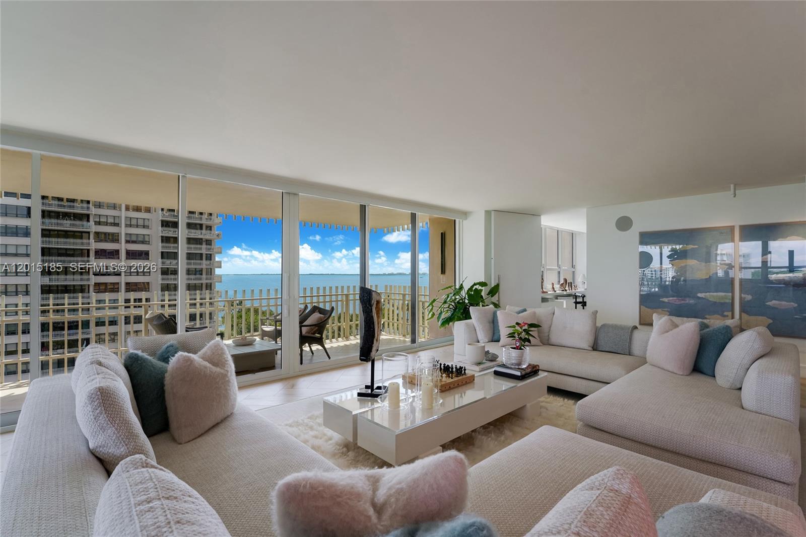 1 Grove Isle Dr A809