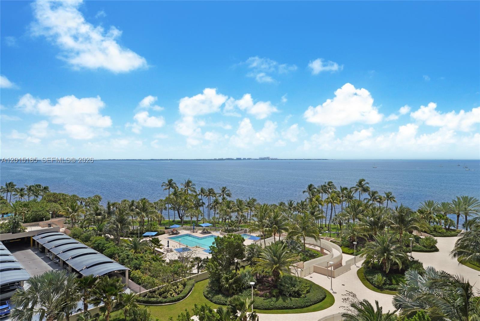 1 Grove Isle Dr A809
