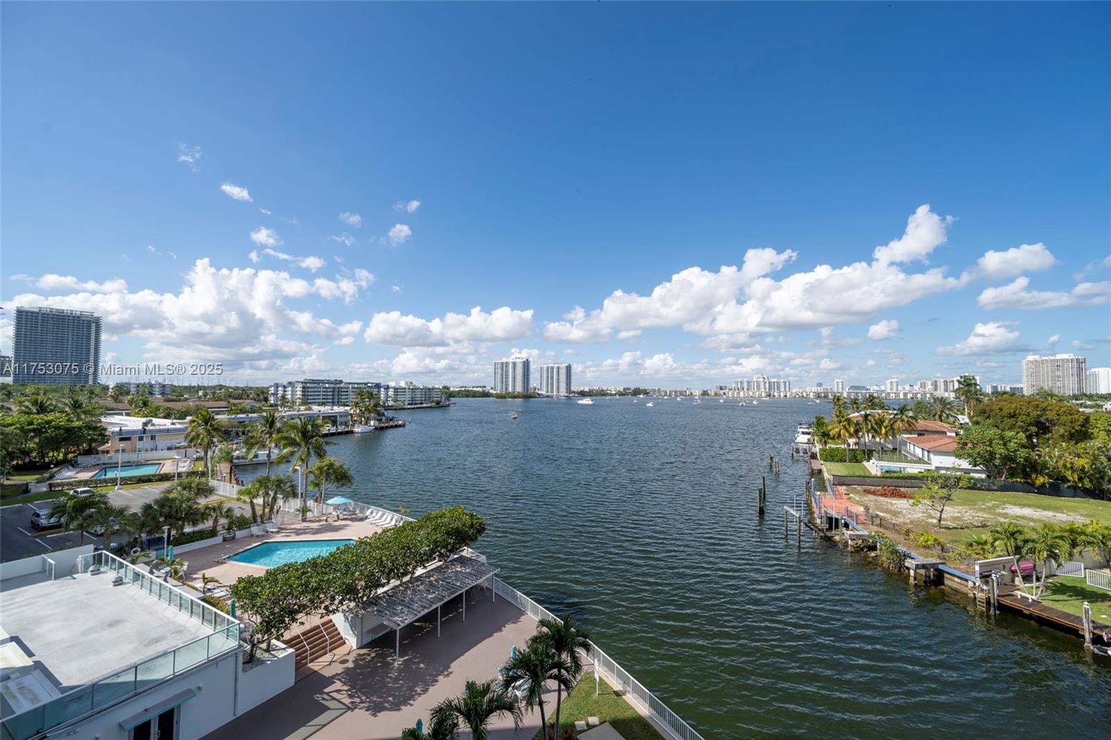 Stratford House Condo - Residential