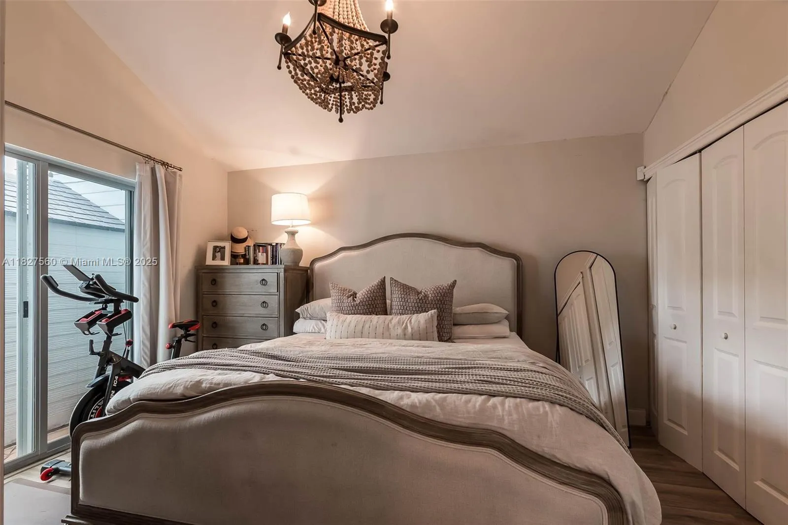 Miami, Florida 33186, United States, 2 Bedrooms Bedrooms, ,1 BathroomBathrooms,Residential,Active,157005