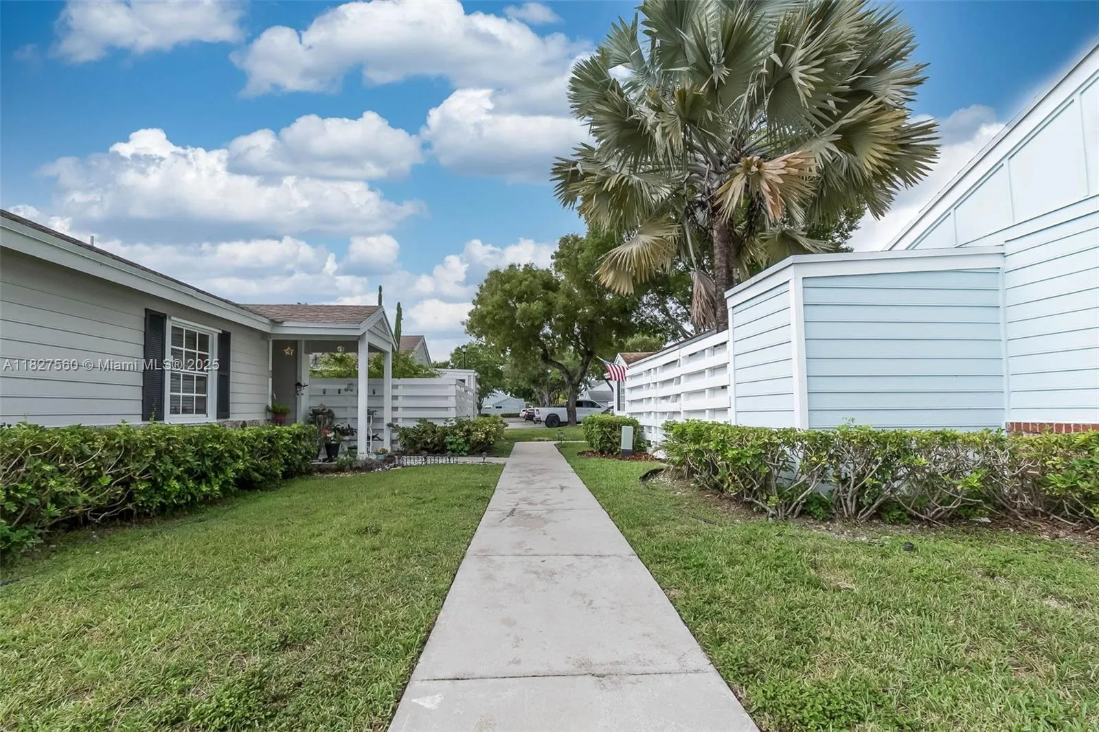 Miami, Florida 33186, United States, 2 Bedrooms Bedrooms, ,1 BathroomBathrooms,Residential,Active,157005