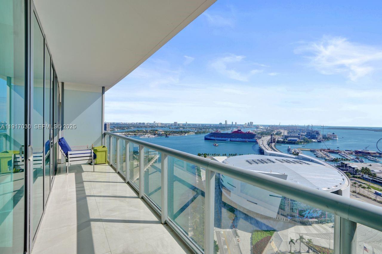 MARINABLUE CONDO - Residential