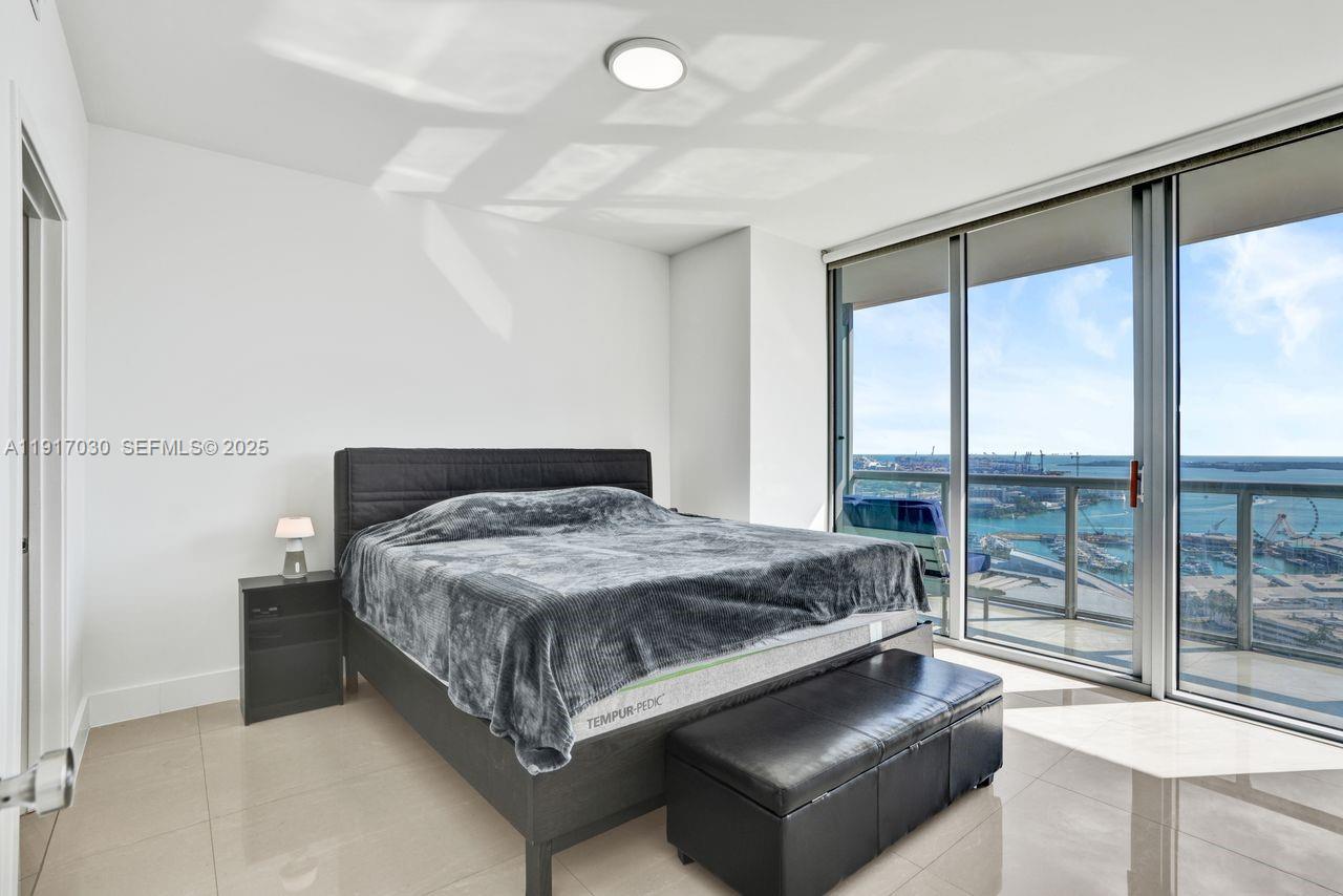 MARINABLUE CONDO - Residential