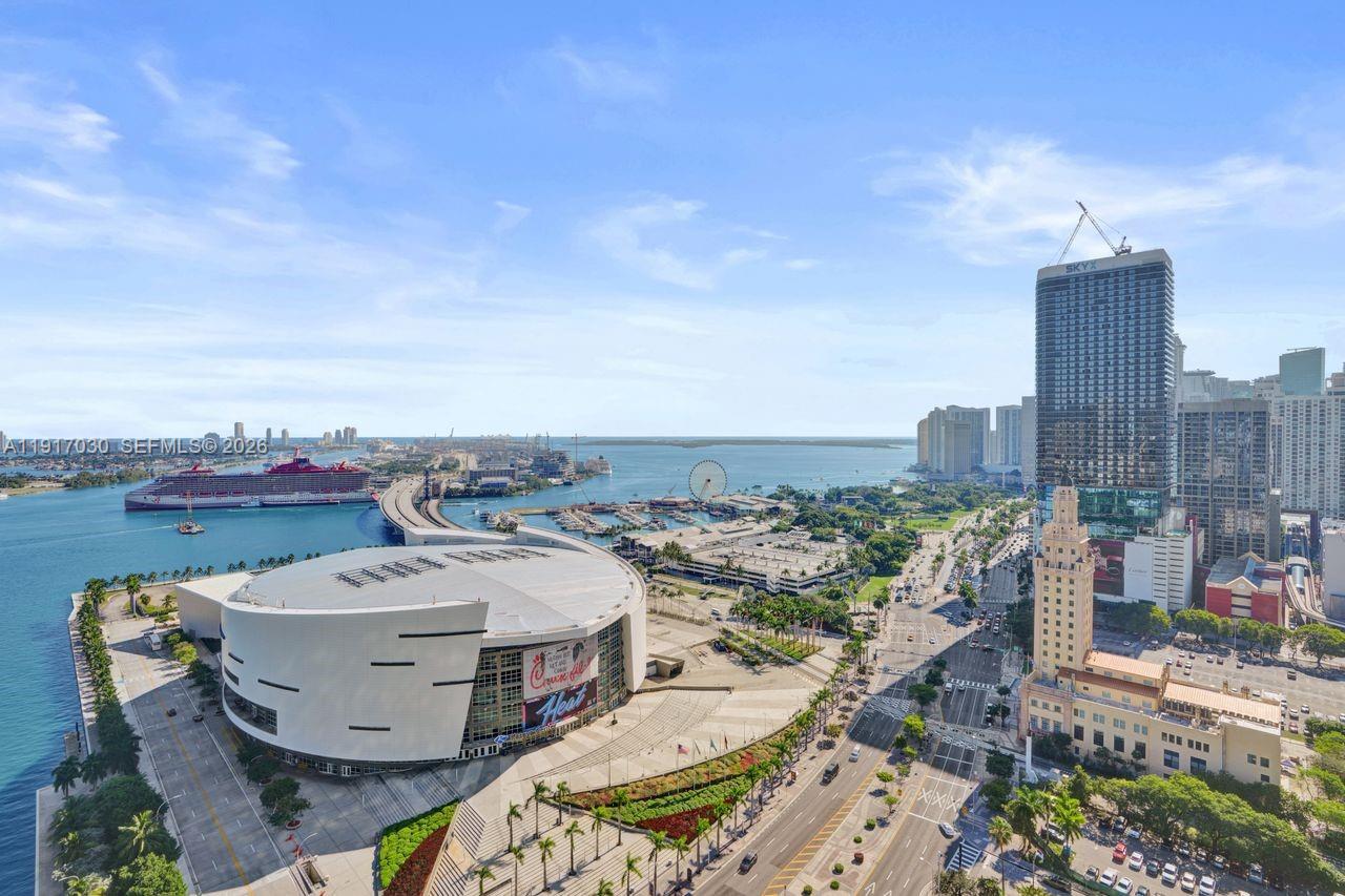 MARINABLUE CONDO - Residential