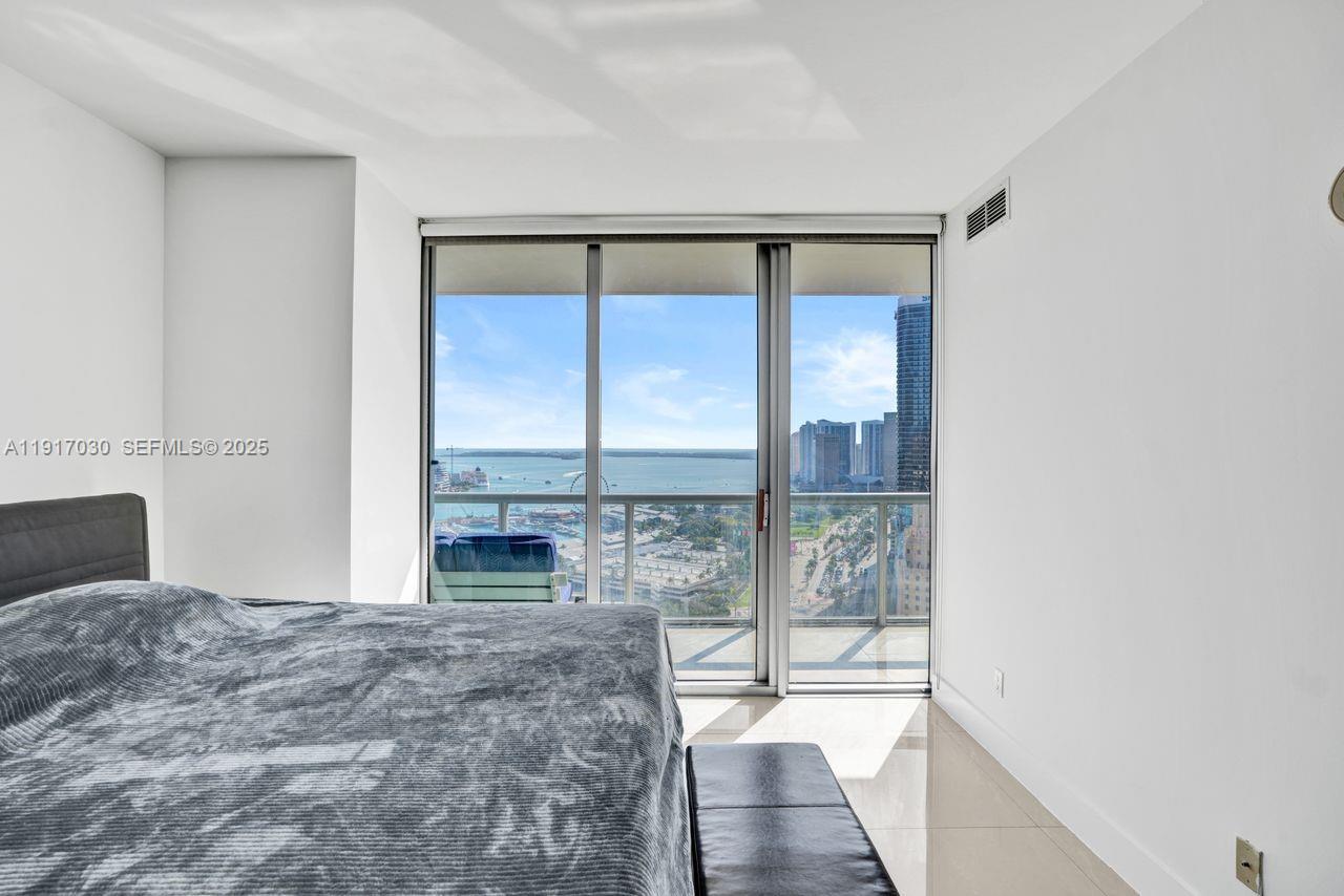 MARINABLUE CONDO - Residential