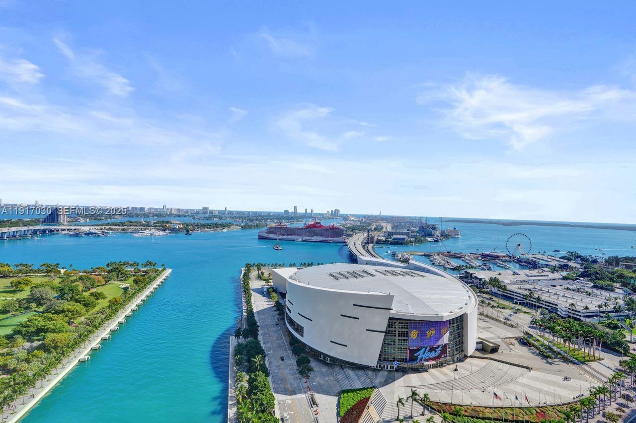 MARINABLUE CONDO - Residential