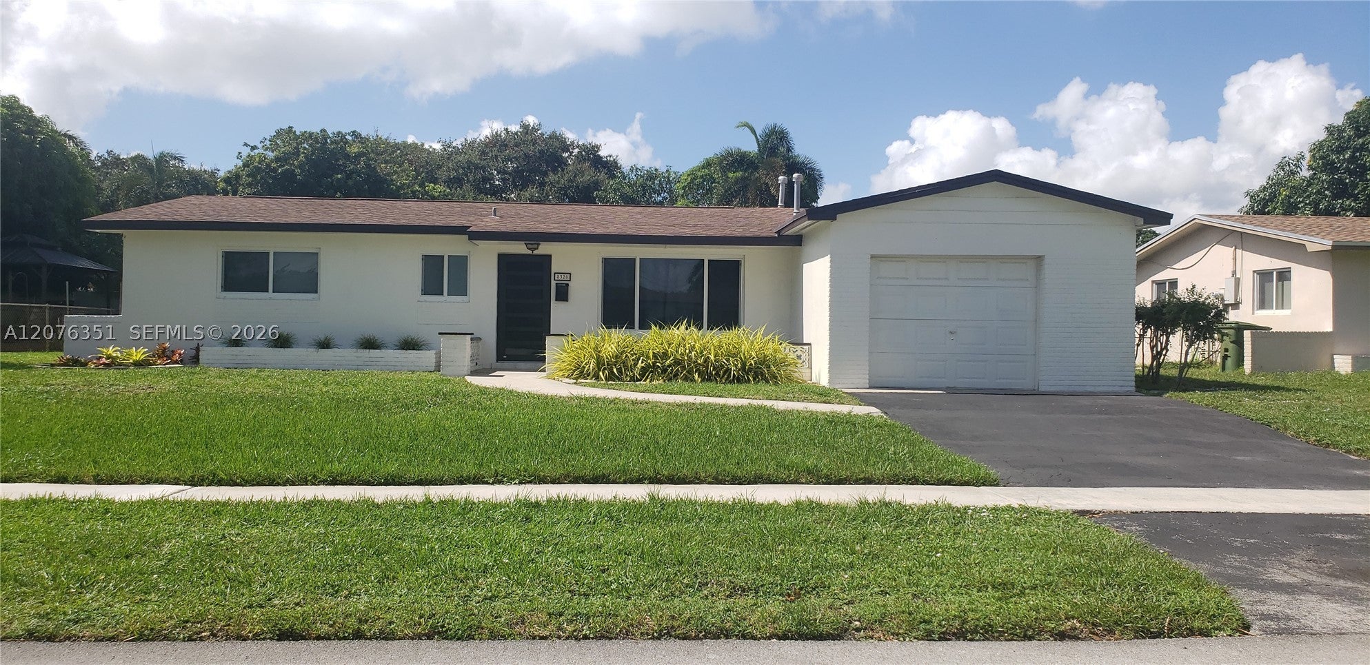 8320 NW 24th Ct