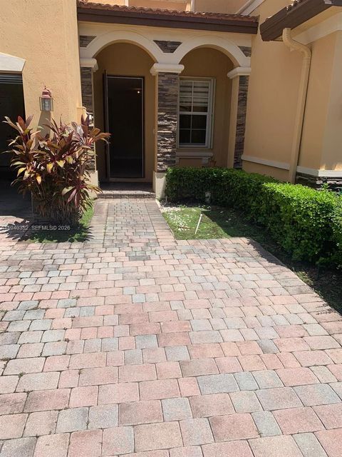 11369 NW 87th Ln Doral FL 33178