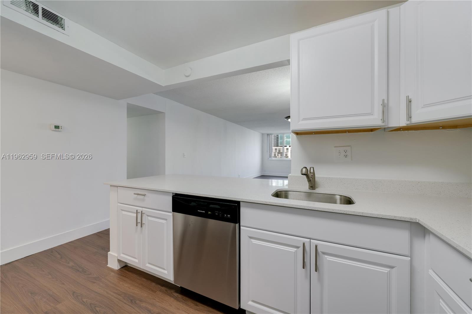 DADELAND PLACE CONDO - Residential Income