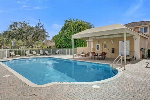 Tiny photo for 1062 SW 158th Ave, Pembroke Pines, FL 33027 (MLS # A12005418)