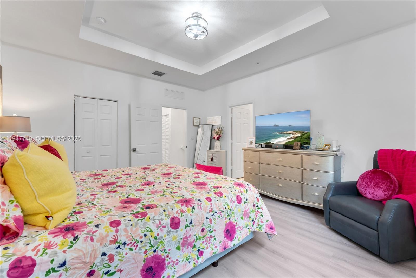 STELLAR PEMBROKE PINES - Residential