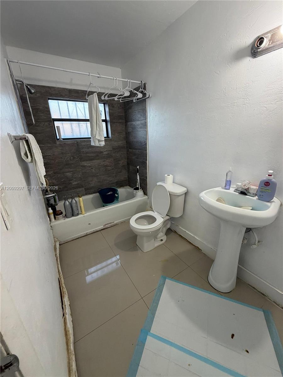 7TH AVENUE HIGHLANDS - Residential Income