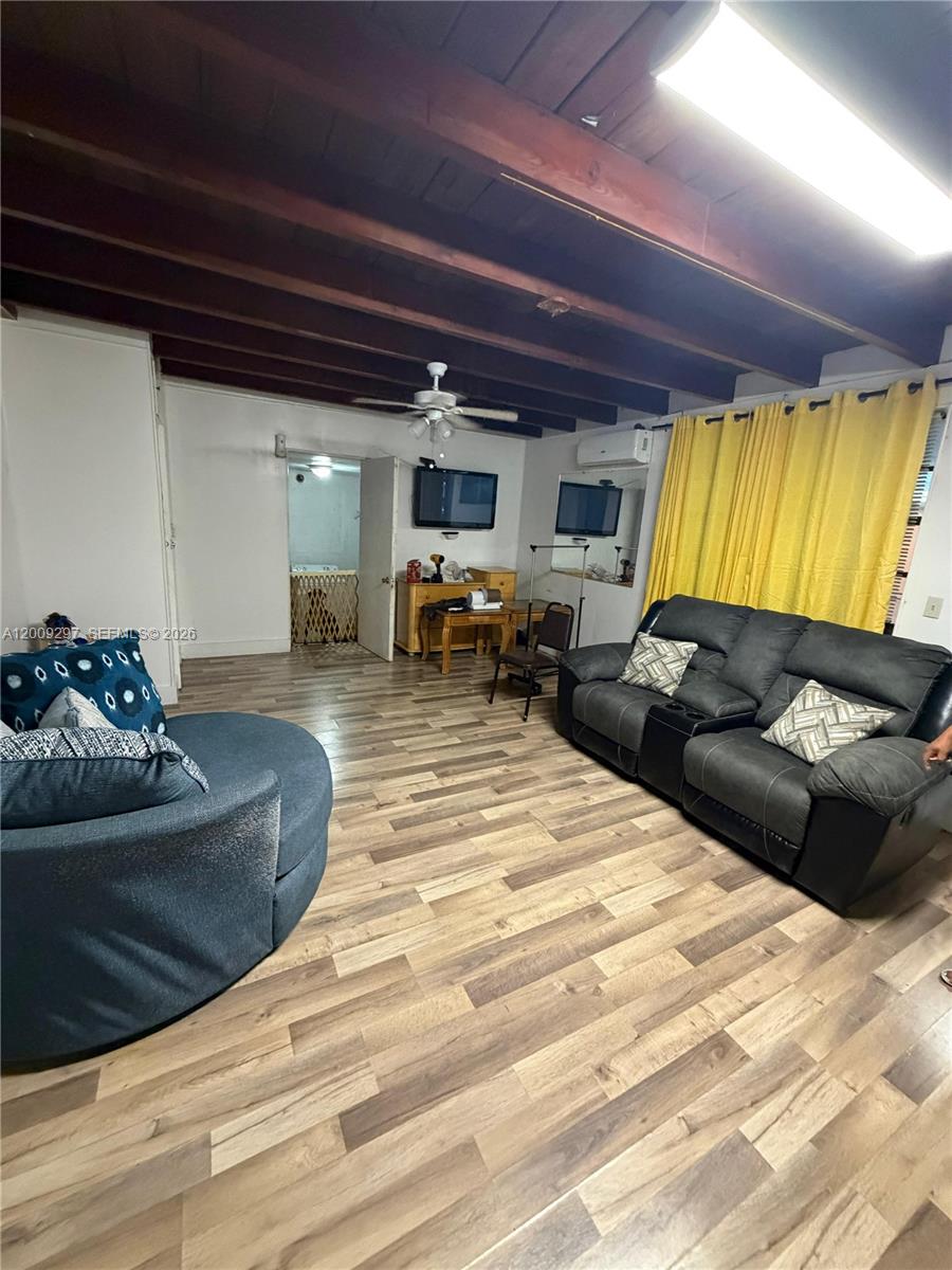 7TH AVENUE HIGHLANDS - Residential Income